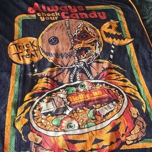 Halloween Trick or Treat Graphic Throw Blanket - Black & Orange